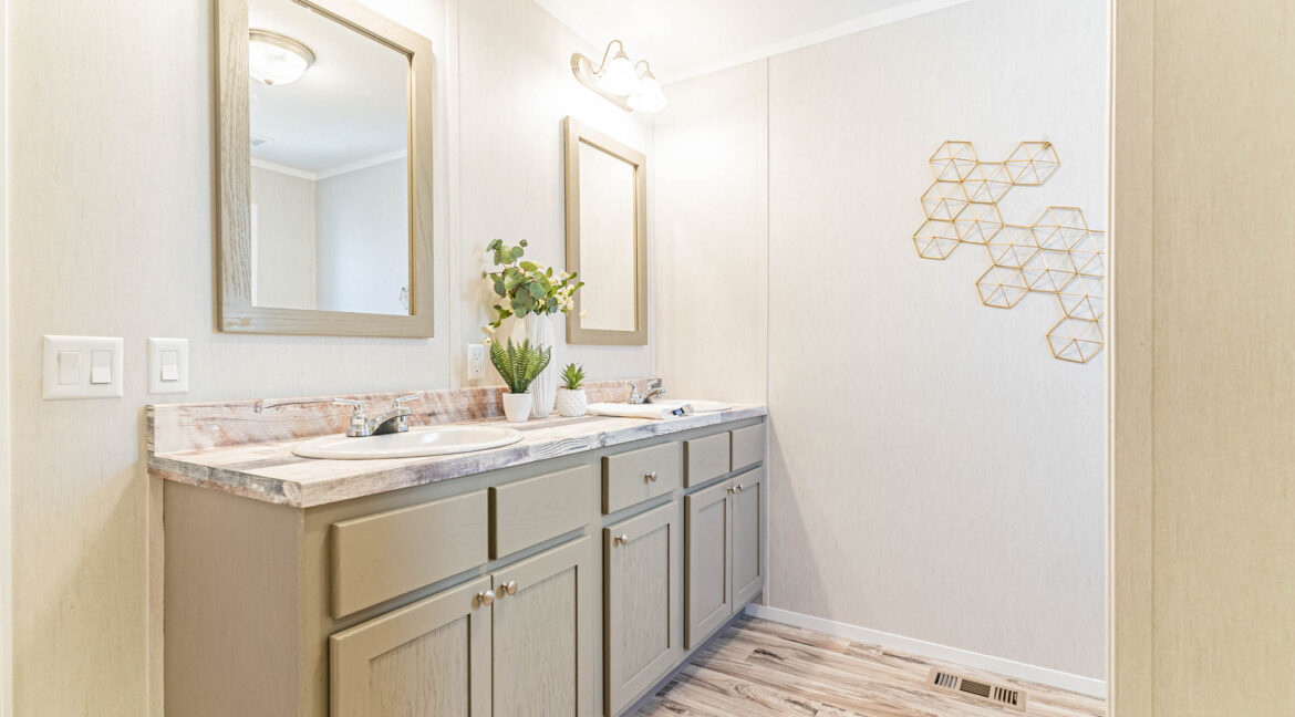 ARC1680-8004-bath-1