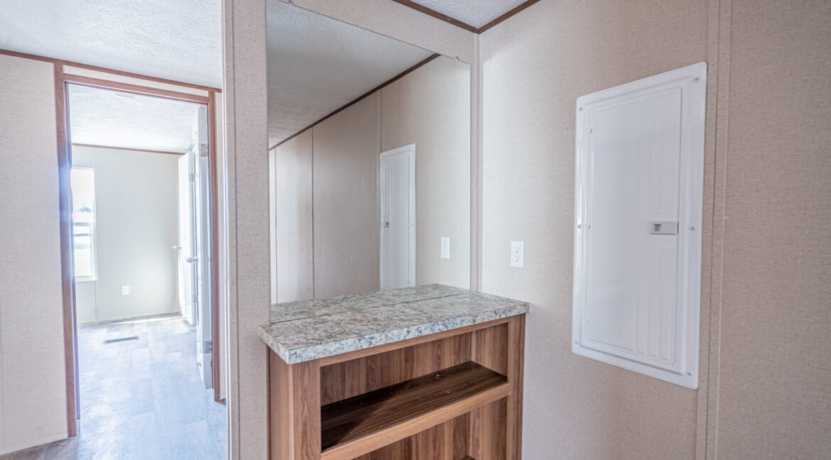 MDH-The Spectacular Lot 32-bath-5